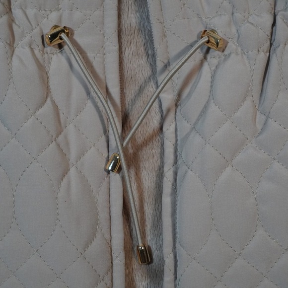 Ellen Tracy Quilted Jacket M Tan Beige‎ Lightweight Full Zip Drawstring Coat - Picture 3 of 13